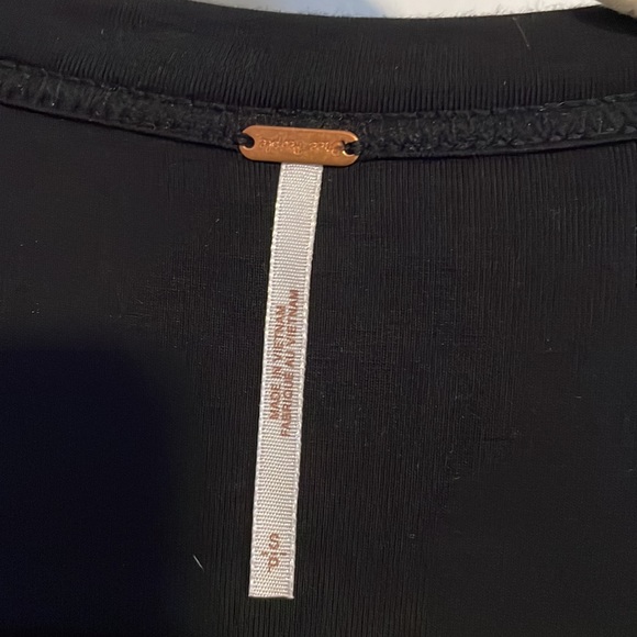 Free People black top - Picture 2 of 6